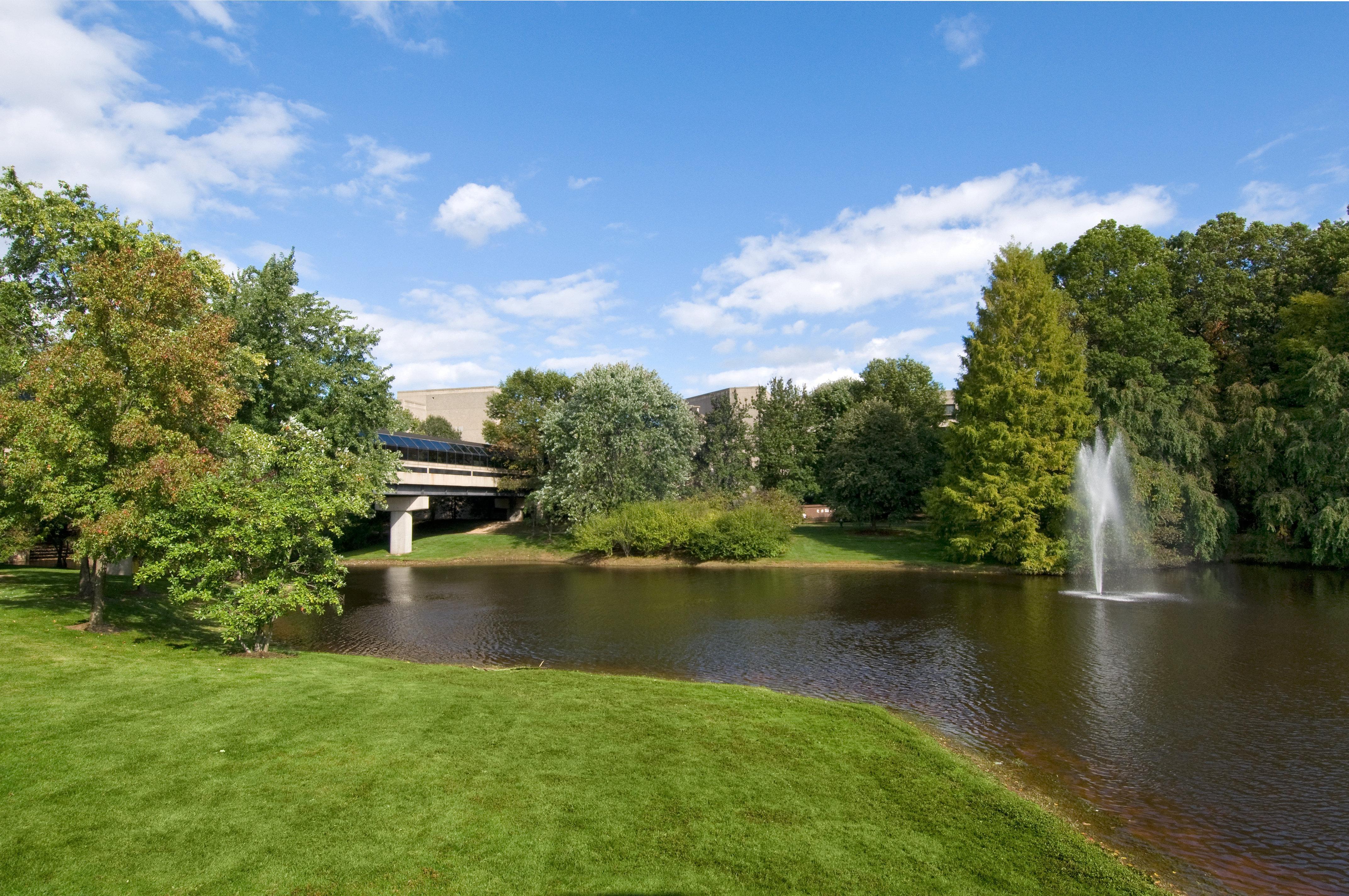 Crowne Plaza Princeton - Conference Center By Ihg Exterior photo