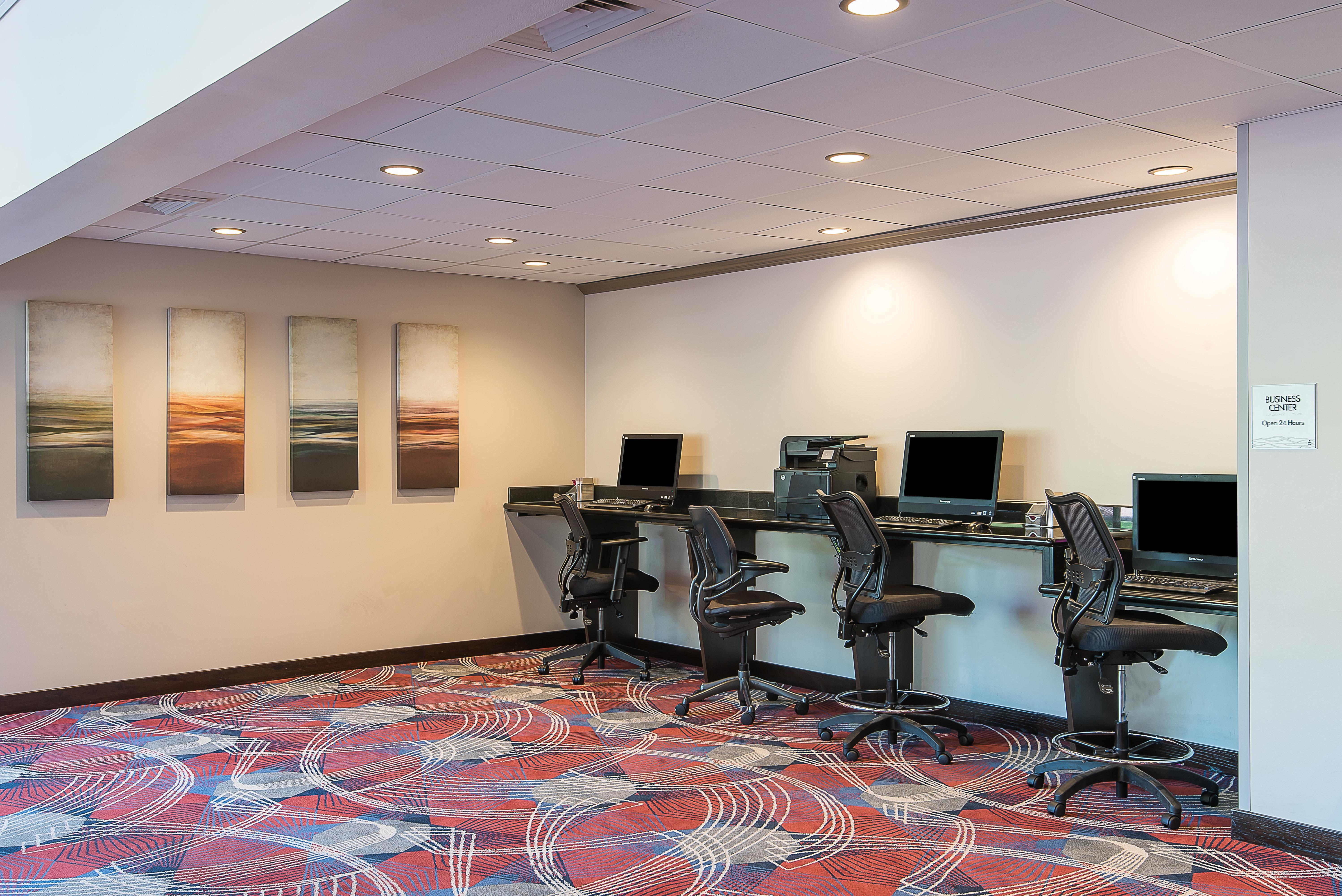 Crowne Plaza Princeton - Conference Center By Ihg Exterior photo