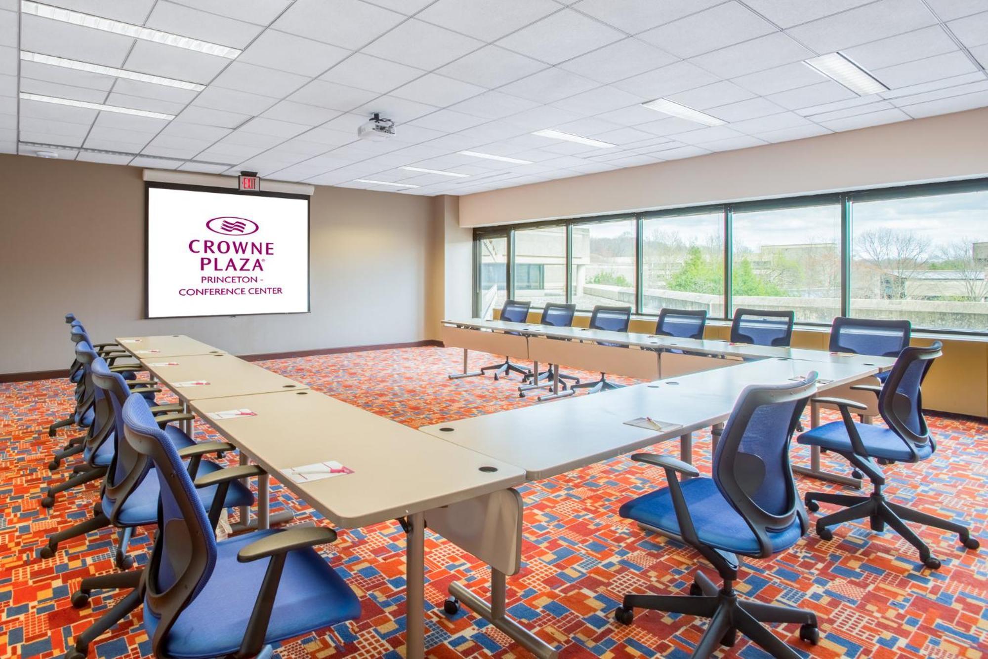 Crowne Plaza Princeton - Conference Center By Ihg Exterior photo