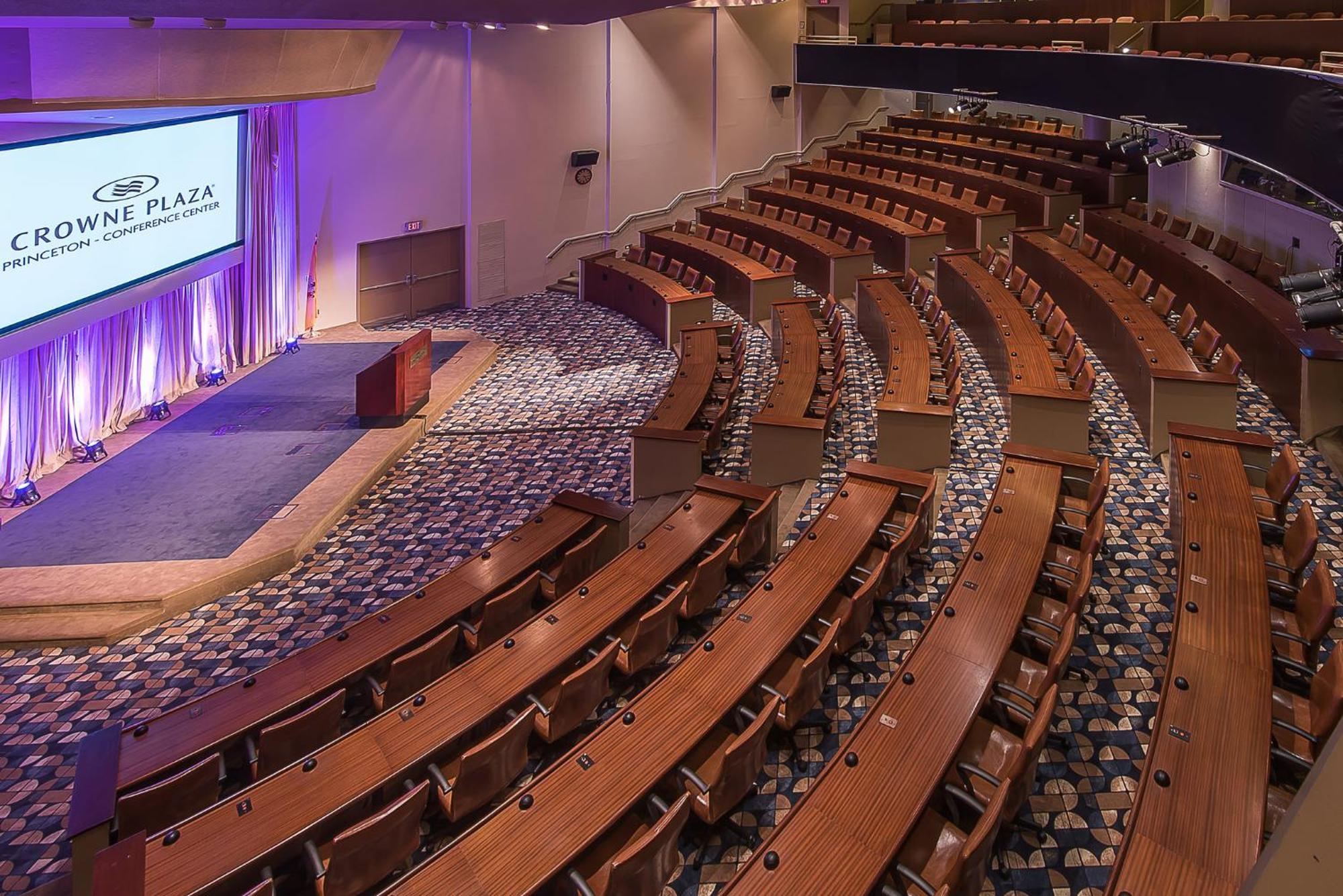 Crowne Plaza Princeton - Conference Center By Ihg Exterior photo