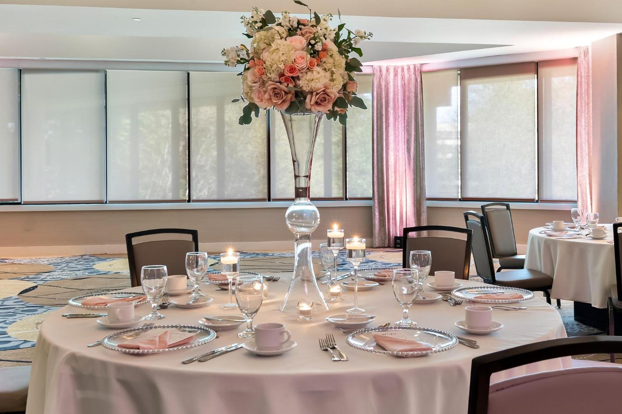 Crowne Plaza Princeton - Conference Center By Ihg Exterior photo